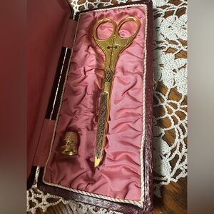 Vintage Toledo Gold-plated Embroidery Scissors & Thimble - Original Case
